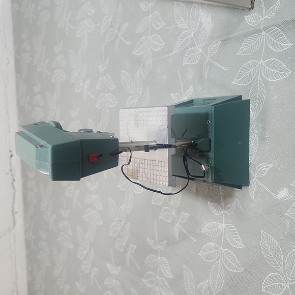 PowerMite Drill Press Toy - Picture 4 of 8